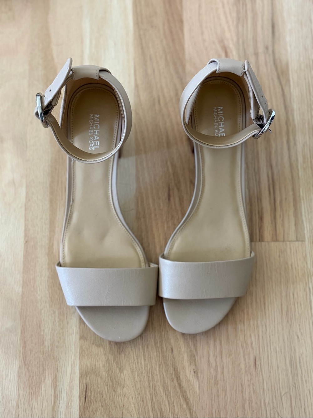 MICHAEL Michael Kors Beige Ankle-Strap Leather Block Heel size 8